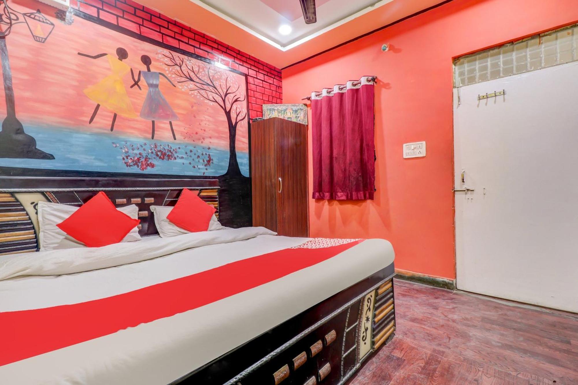 OYO 79829 Flagship Hotel Siddhi Maa Gwalior Esterno foto